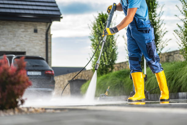 Best Commercial Building Pressure Washing  in Trexlertown, PA
